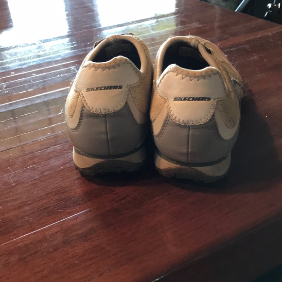 Shoes - Picture 3 of 3